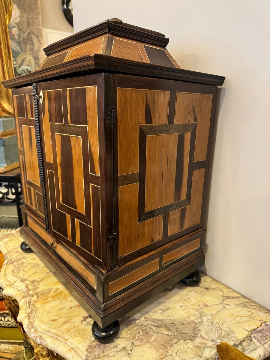 Cabinet In Ebony And Ivory Marquetry, Italy 17th Century-photo-4