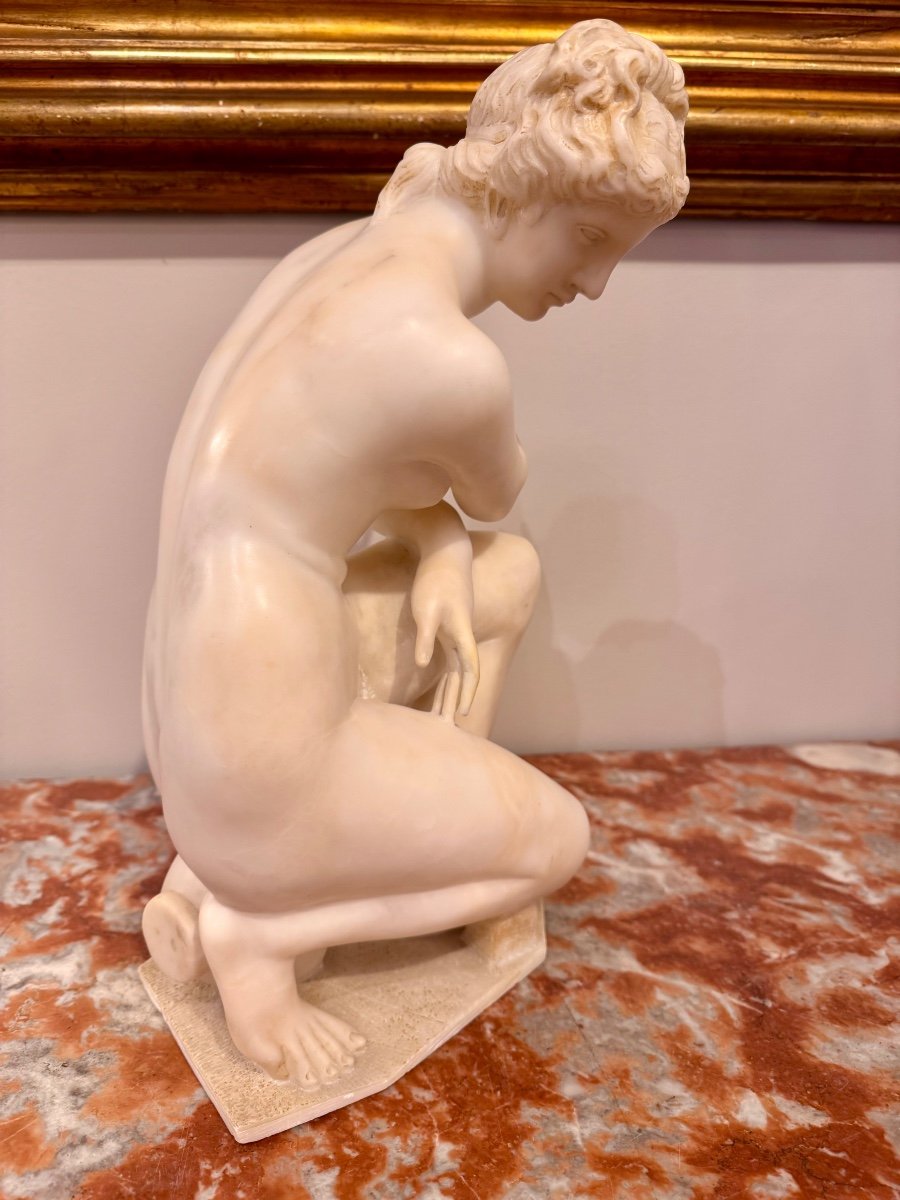 Alabaster Statue From  The Antique "aphrodite Surprised In The Bath" Or "venus De Lely"" -photo-5