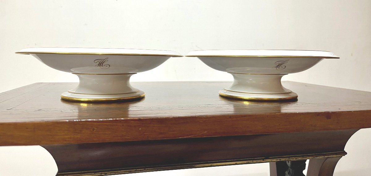 Pair Of Sèvres Porcelain Stemmed Bowls -photo-1