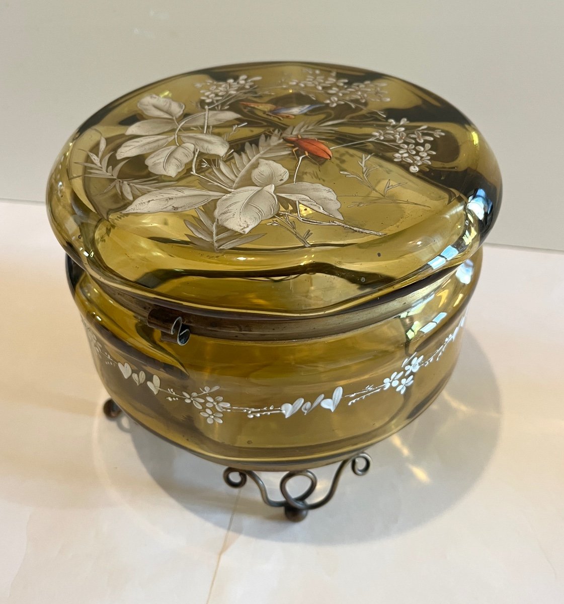 Large Enameled Glass Candy Box Decorated With Flowers, A Butterfly And  An Insect-photo-3