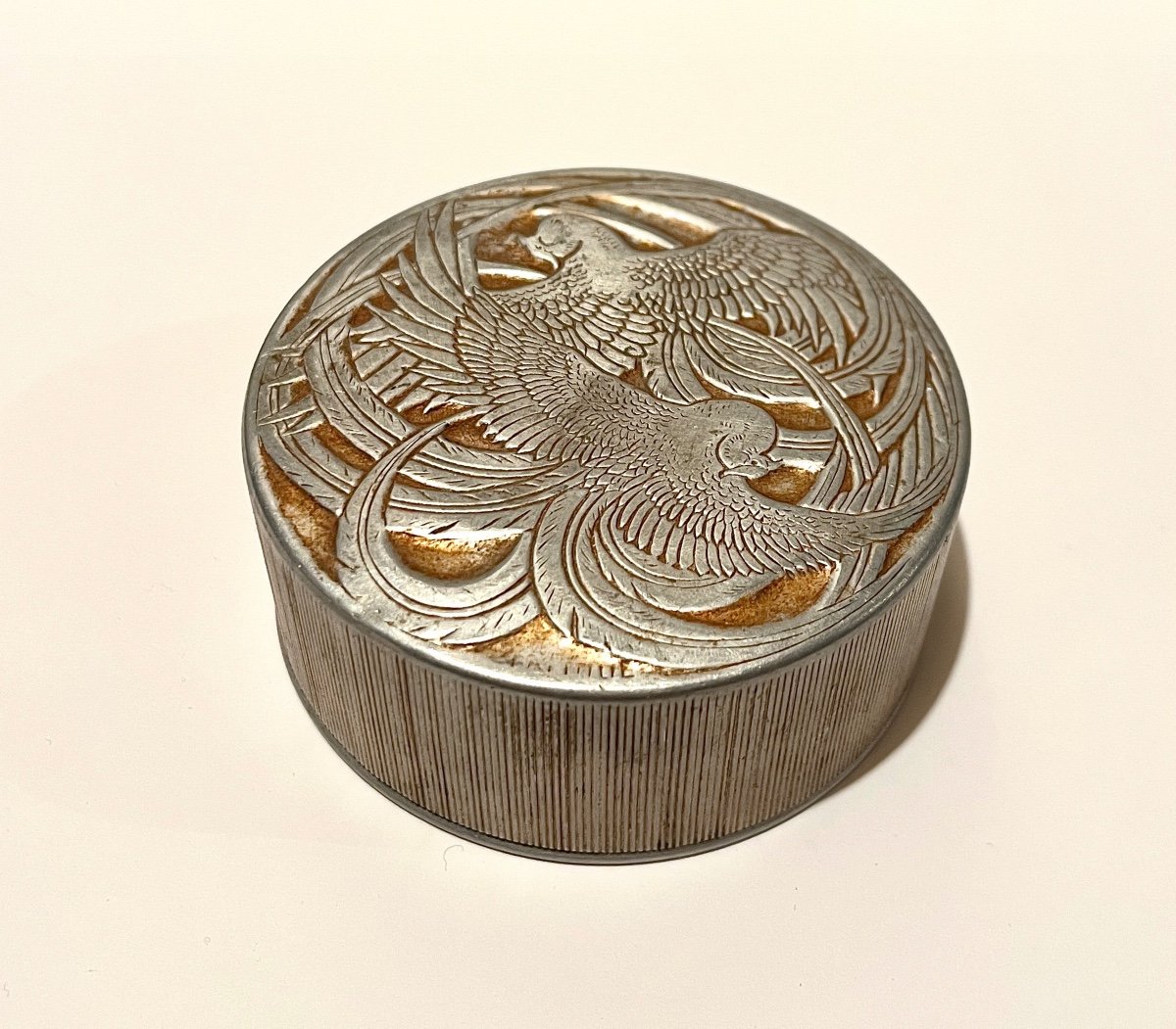 Art Nouveau Powder Box In Aluminum R. Lalique