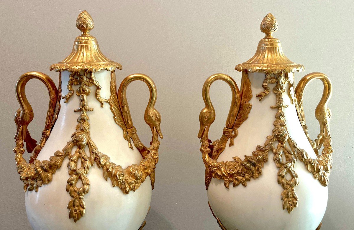 Pair Of Baluster Vases In White Marble And Gilt Bronze-photo-2