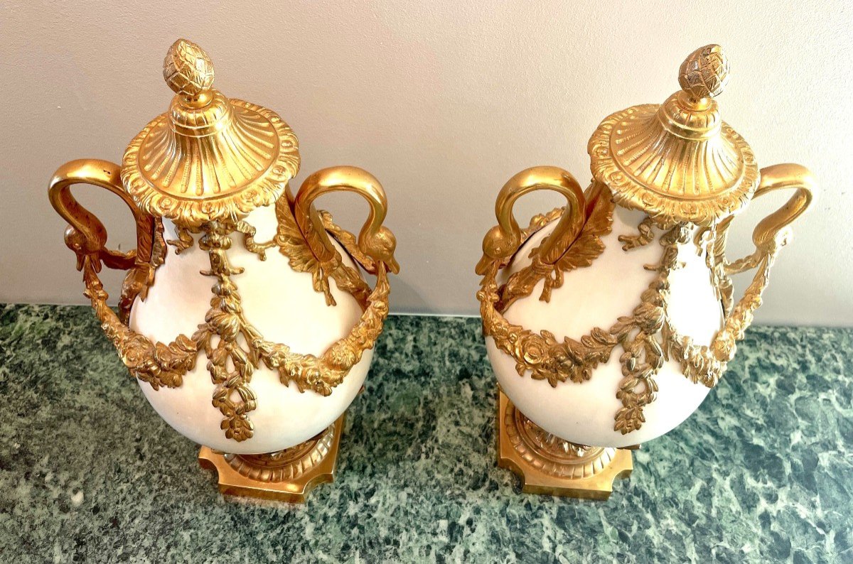 Pair Of Baluster Vases In White Marble And Gilt Bronze-photo-4