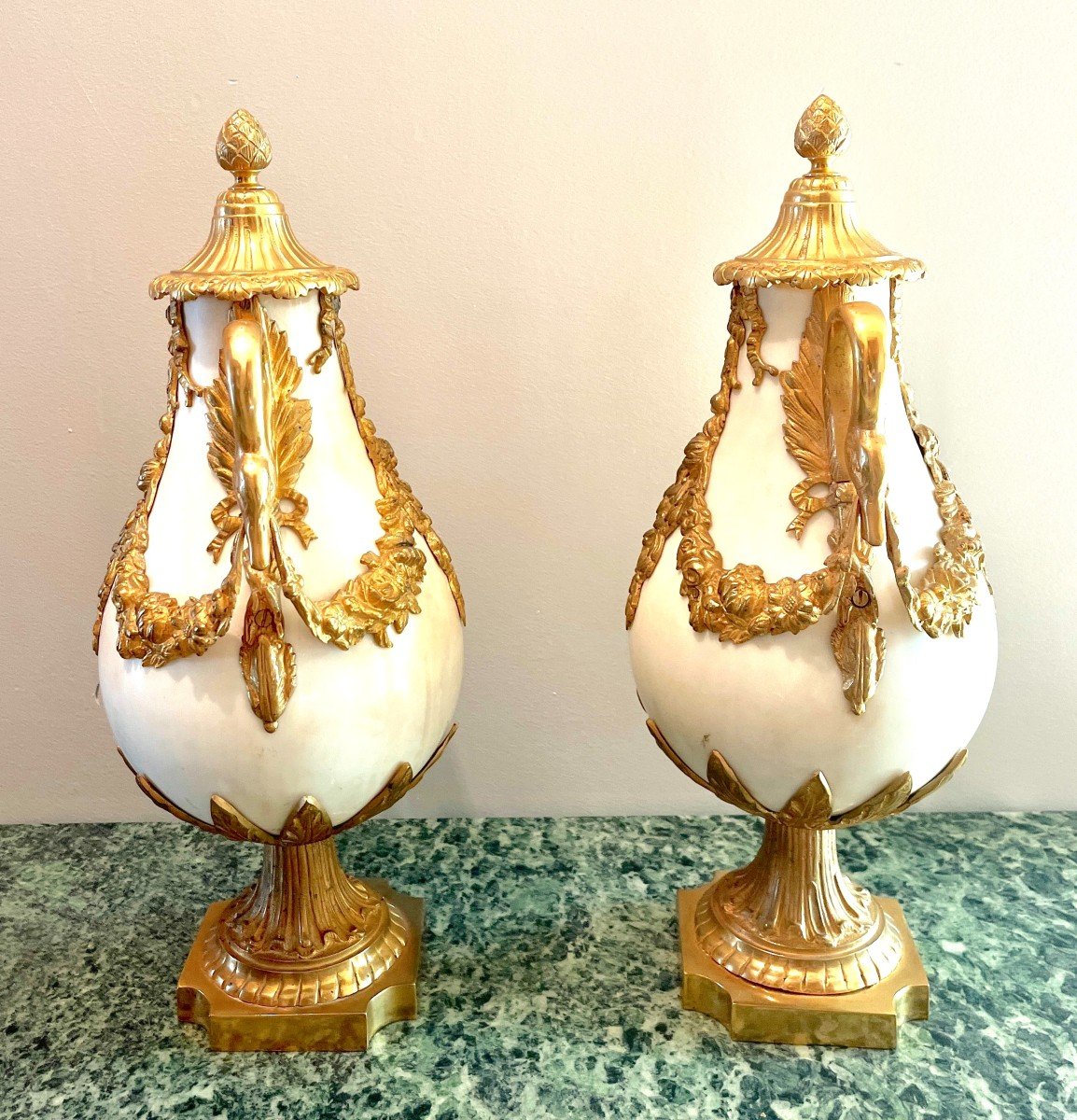 Pair Of Baluster Vases In White Marble And Gilt Bronze-photo-4