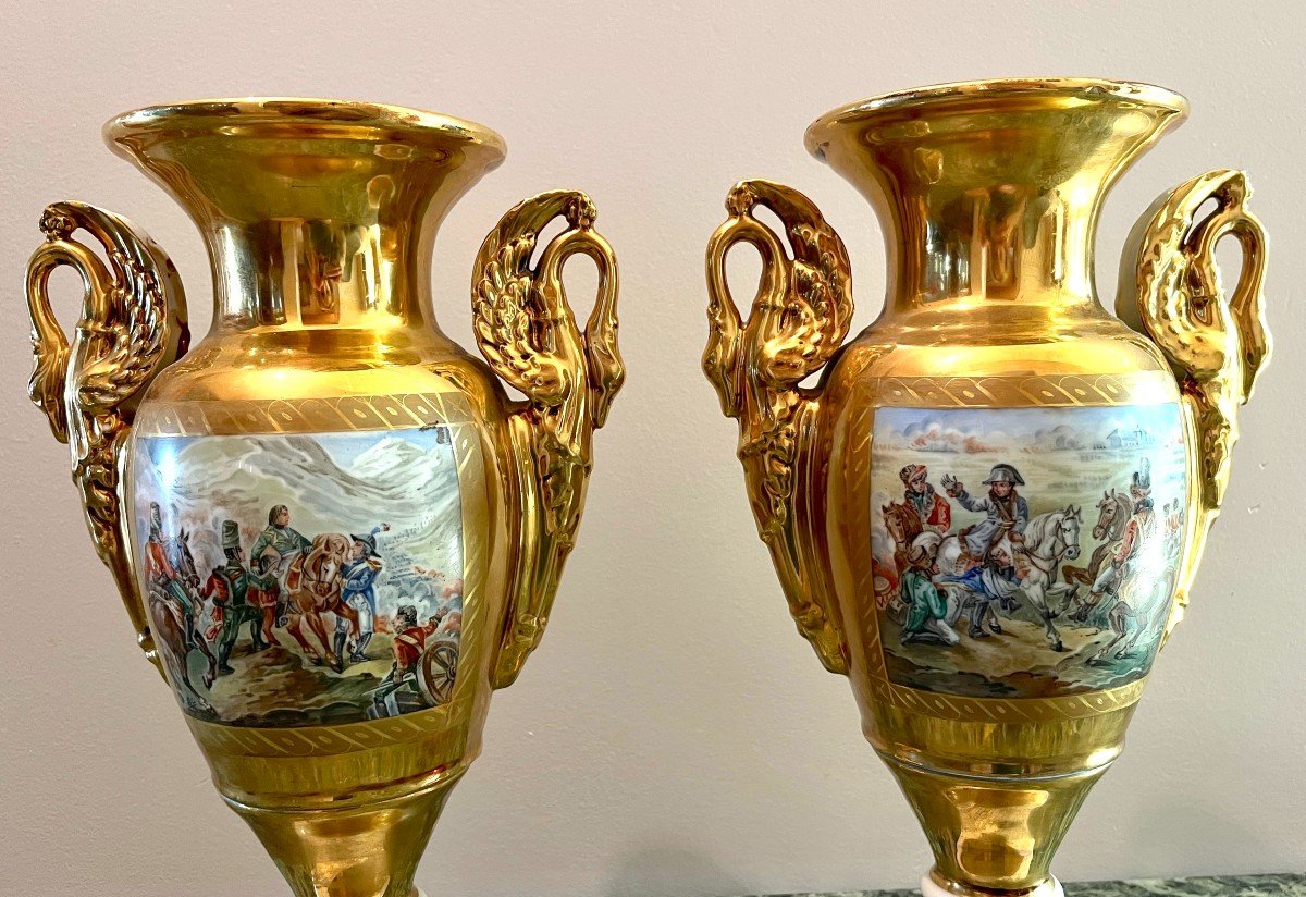 Pair Of Porcelain Vases Of Paris Style With Battle Scene Decoration-photo-4