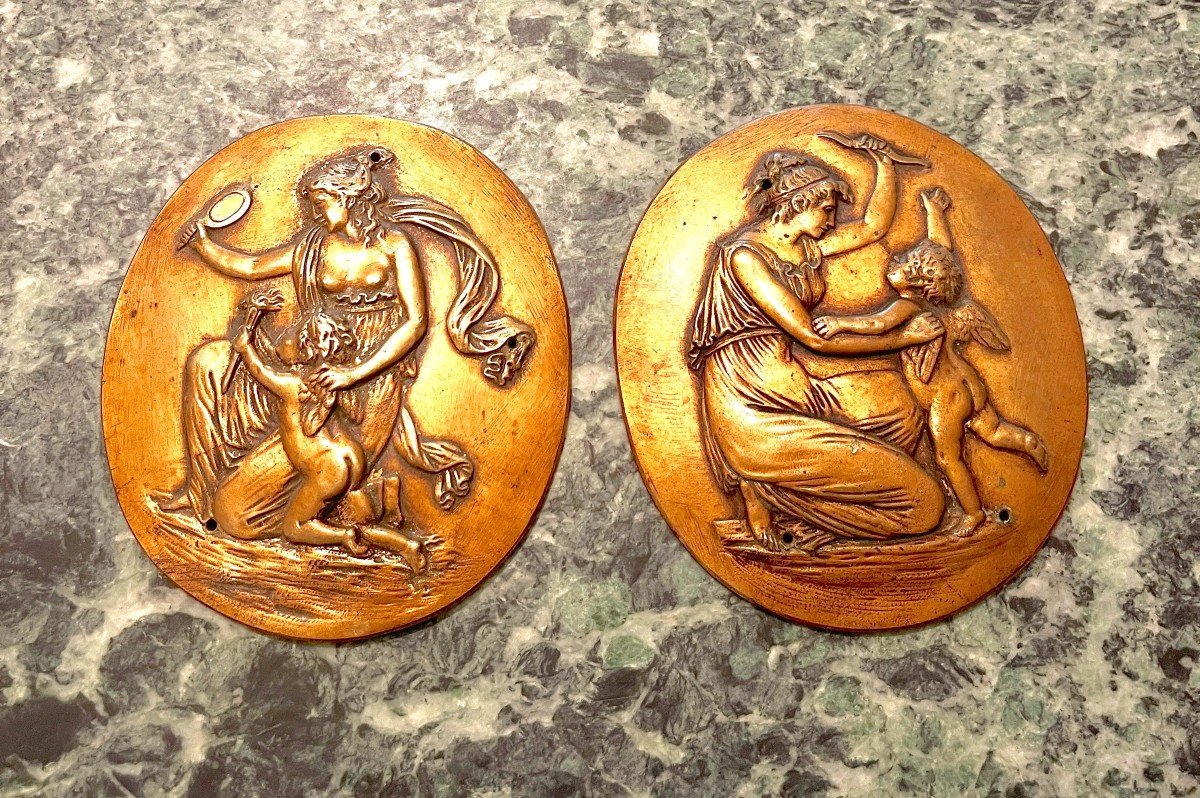 Two Oval Medallions In Gilt Bronze Empire Style 1