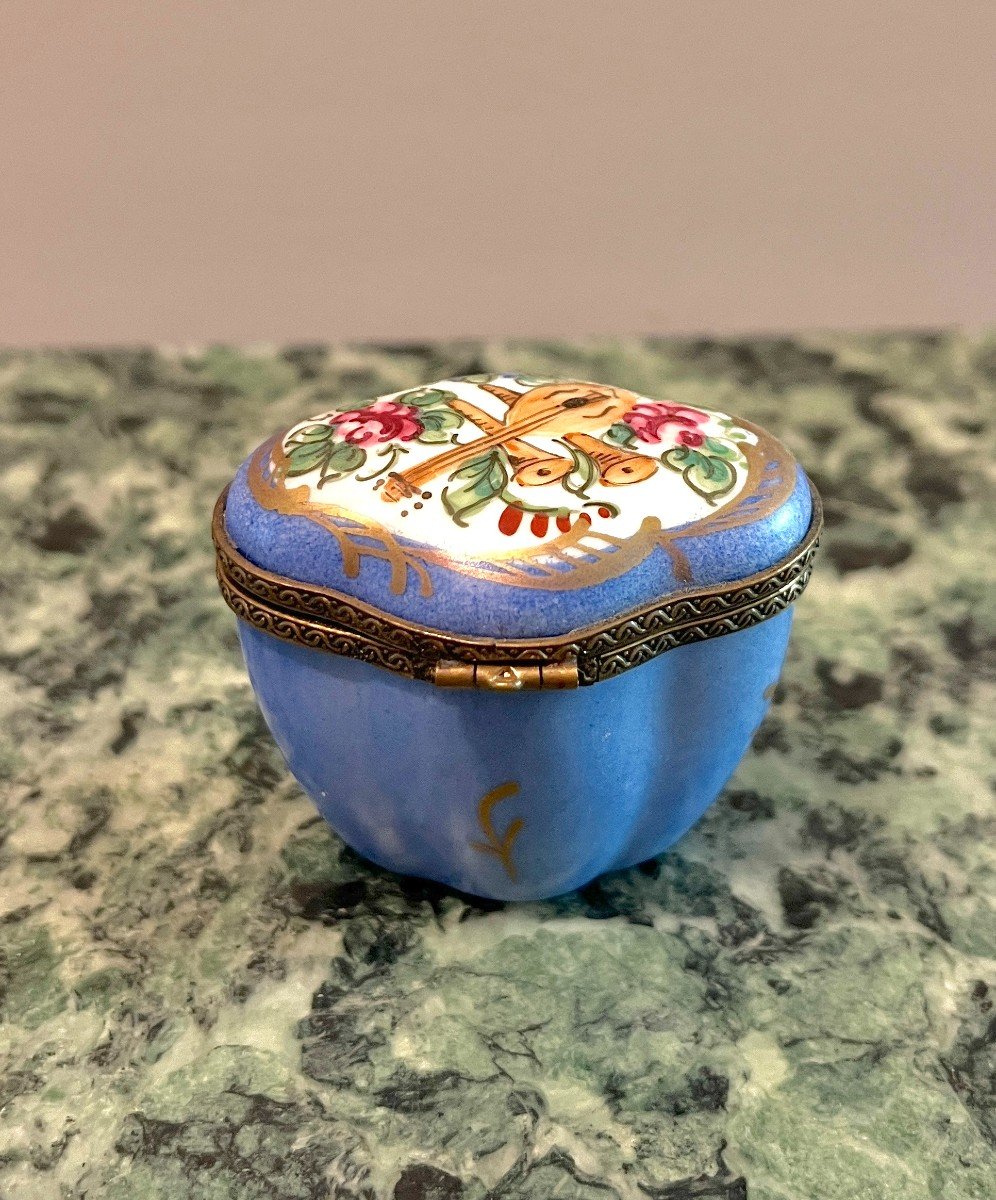 Limoges Porcelain Pill Boxes 2-photo-1