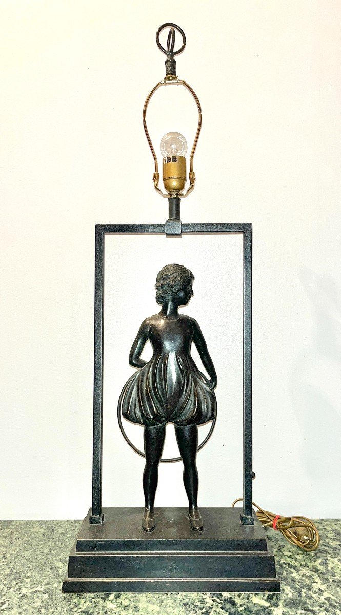 Bronze Lamp Young Girl With Hoops