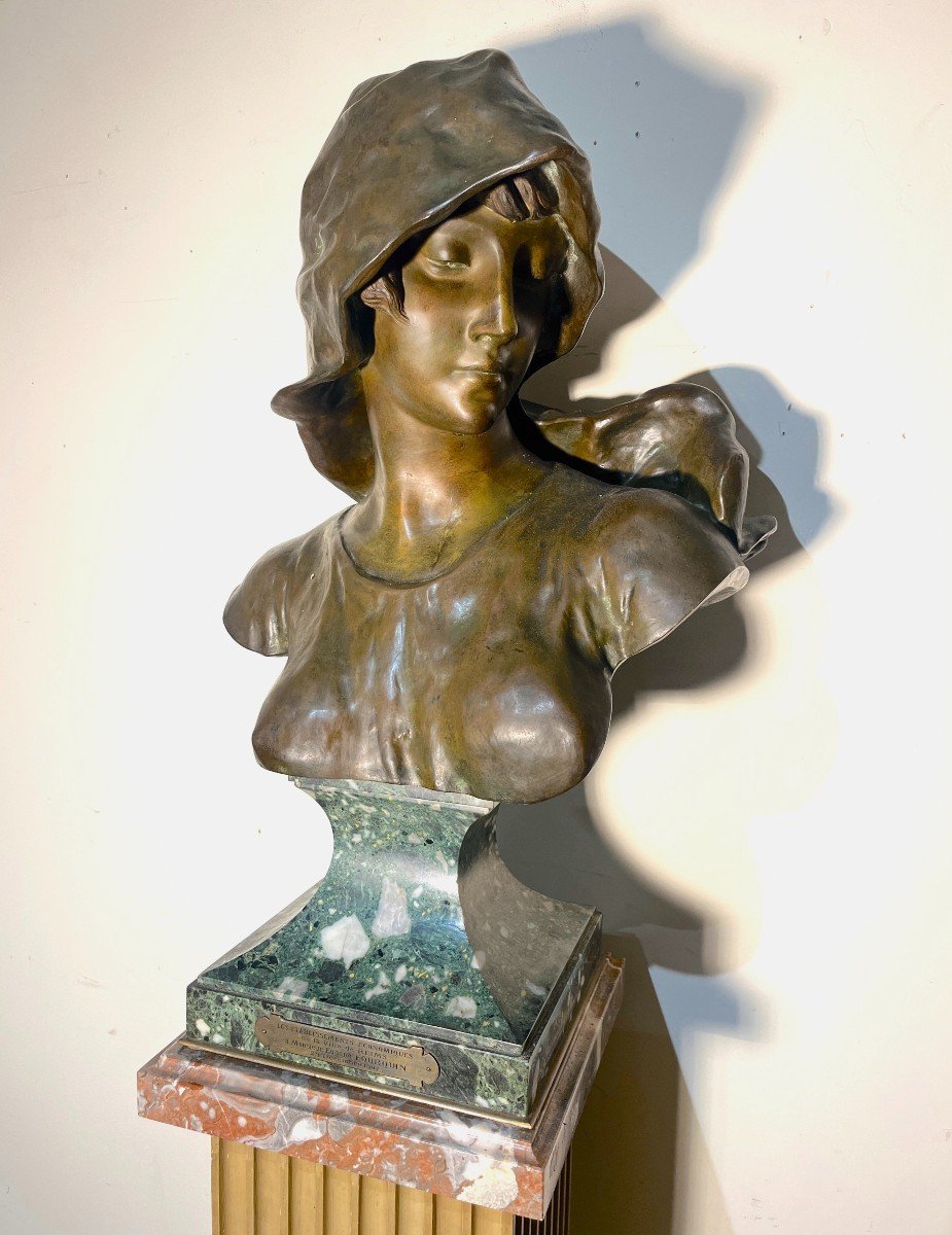 Buste De Femme En Bronze Sur Un Socle En Marbre - Hans Schork-photo-2