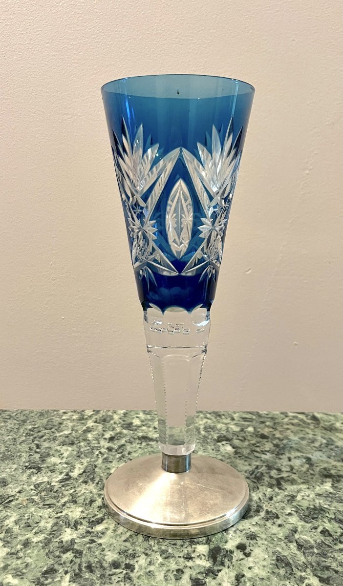 Vase En Cristal Taillé De Couleur Bleu Sur Pied En Argent-photo-3