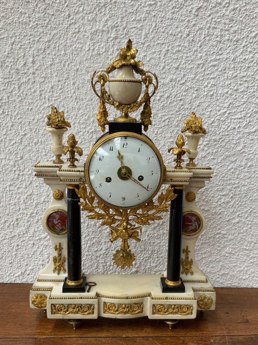 Pendule Louis XVI