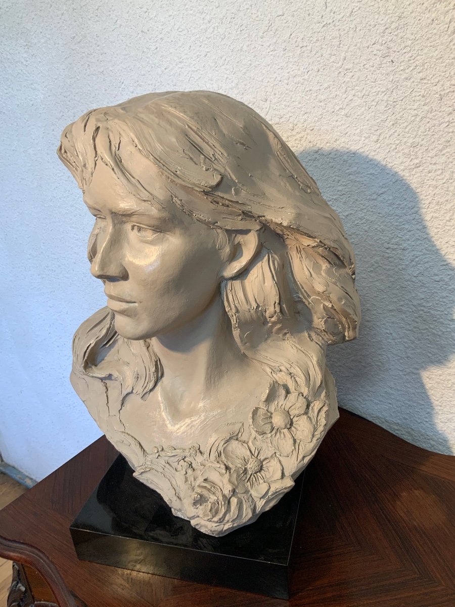 Bust Of A Young Girl Signed Austin Prod-photo-3