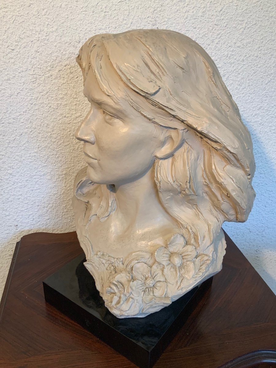 Bust Of A Young Girl Signed Austin Prod-photo-2