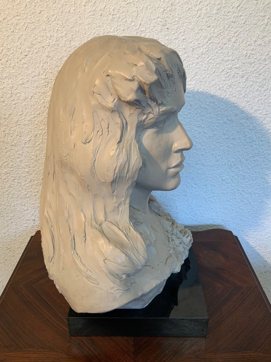 Bust Of A Young Girl Signed Austin Prod-photo-4