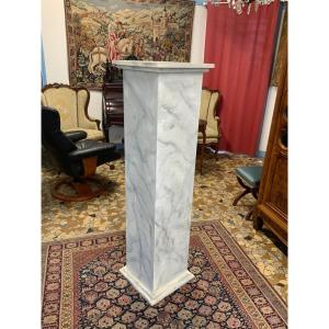 Wooden Column Imitation Marble