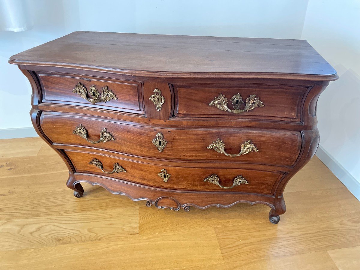 COMMODE BORDEAISE EN ACAJOU D'EPOQUE XVIII SIECLE