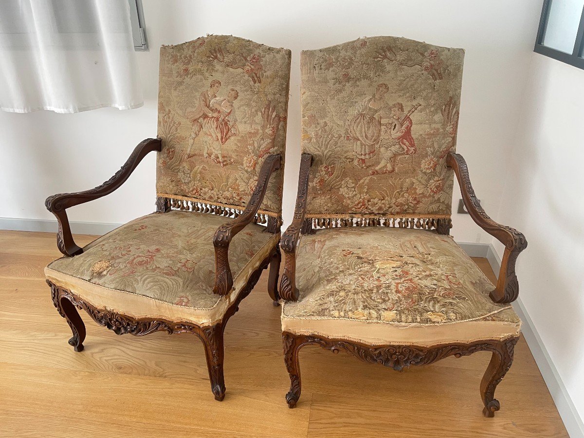 PAIRE DE FAUTEUILS DE STYLE REGENCE EN NOYER XIX SIECLE-photo-4