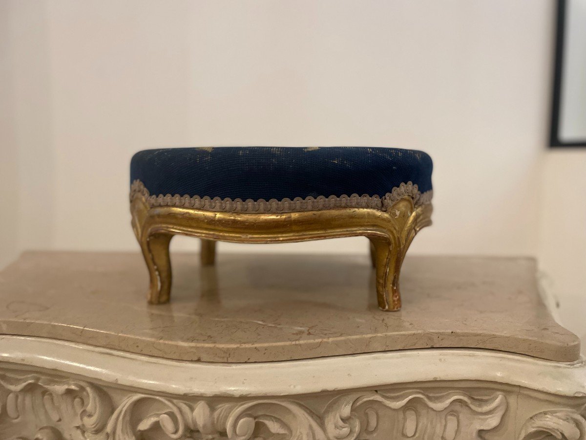 TABOURET DE PIED EN BOIS DORE DE STYLE LOUIS XV-photo-2