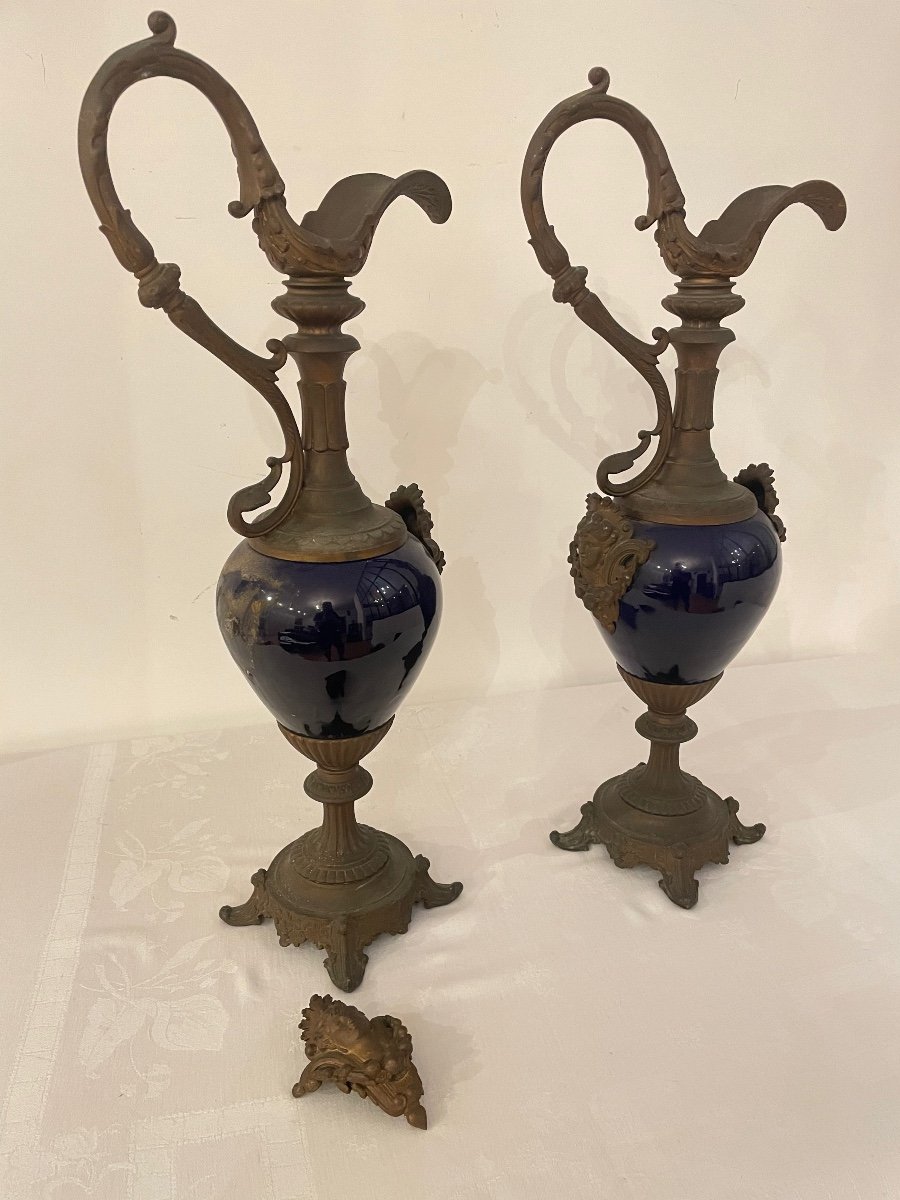 Pair Of 19th Century Ewers -photo-2