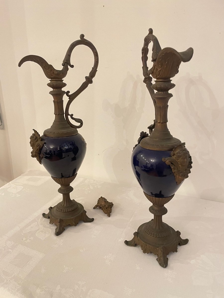 Pair Of 19th Century Ewers -photo-2