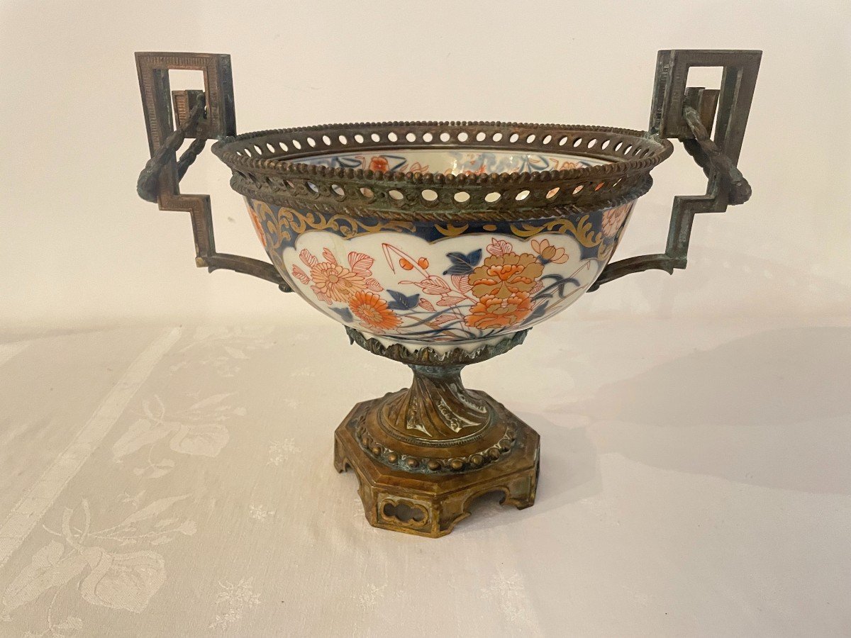 GRANDE COUPE EN PORCELAINE IMARI ET BRONZE DE STYLE LOUIS XVI-photo-2