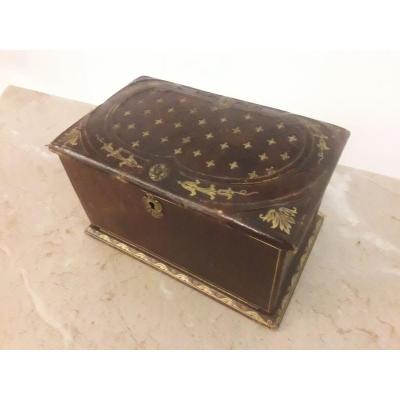 COFFRET A BIJOUX DE STYLE LOUIS XIV GAINE DE CUIR