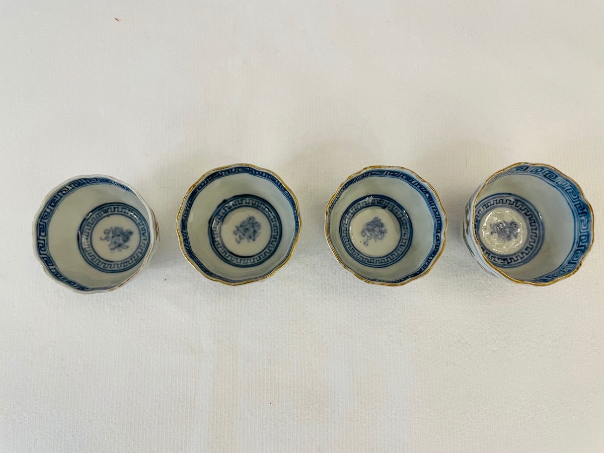 4 Small Blue Imari Cups 18th -photo-3