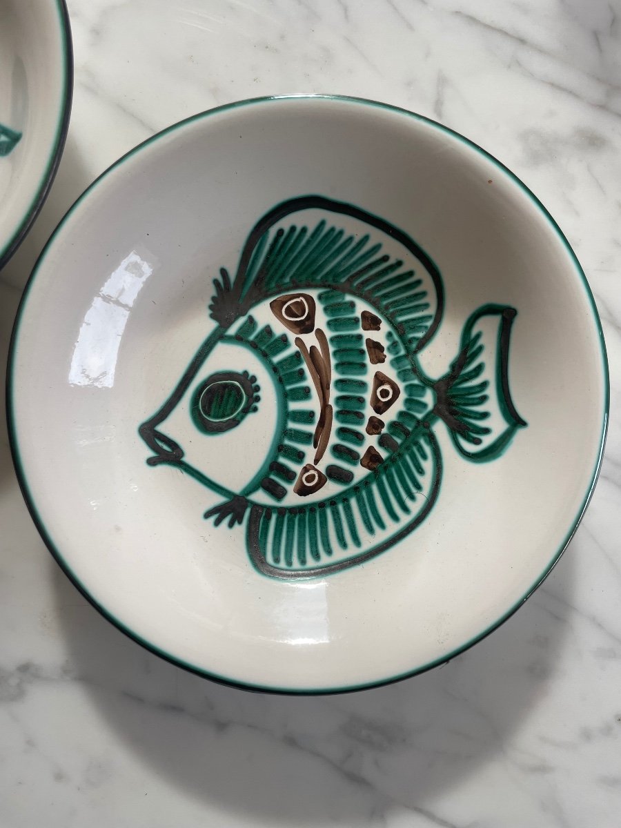 Robert Picault In Vallauris. Two Hollow Plates With Fish Decor-photo-2