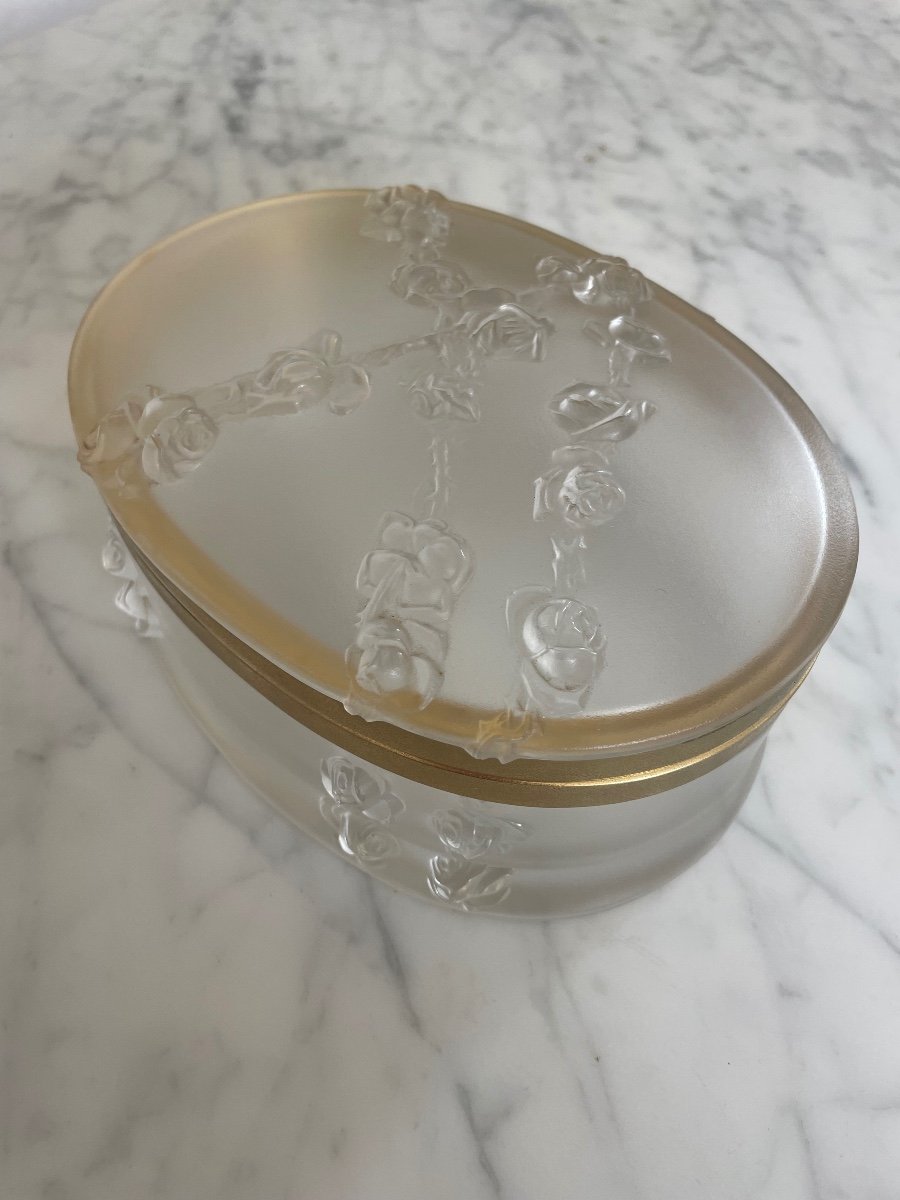 Lalique. Oval Jewelry Box, Coppelia Model -photo-2