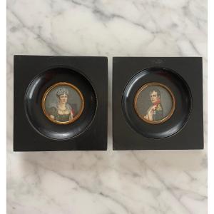 Two Round Miniatures Representing Portraits Of Napoleon And Marie Antoinette. XIX