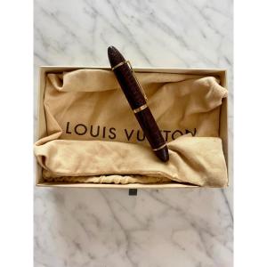 Louis Vuitton, Cargo Model Fountain Pen In Gold Metal Covered With Brown Tinted Alligator