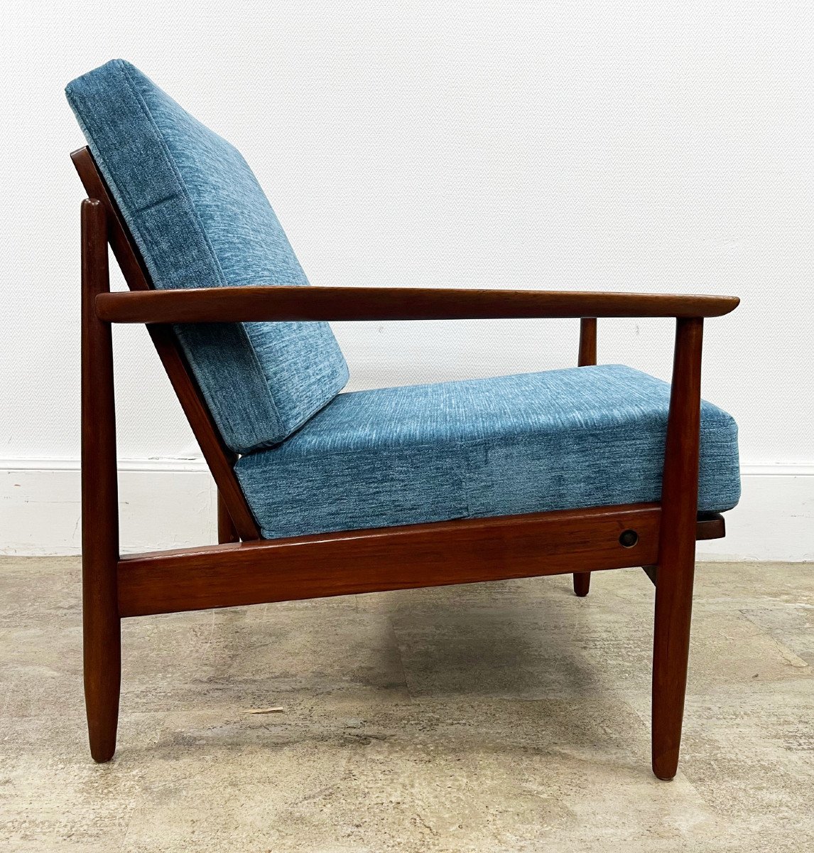 Scandinavian Teak Armchair From The 60s, Fully Restored-photo-2