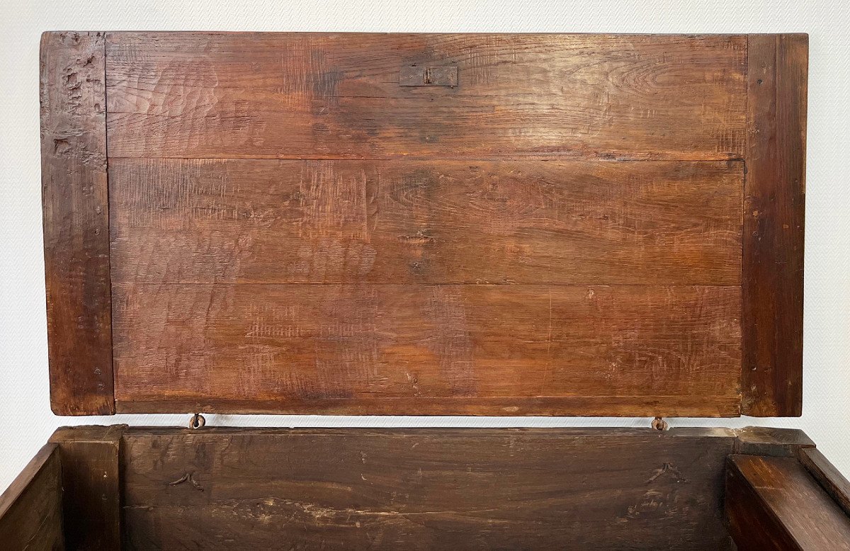 18th Century Solid Oak Périgourdin Chest-photo-3