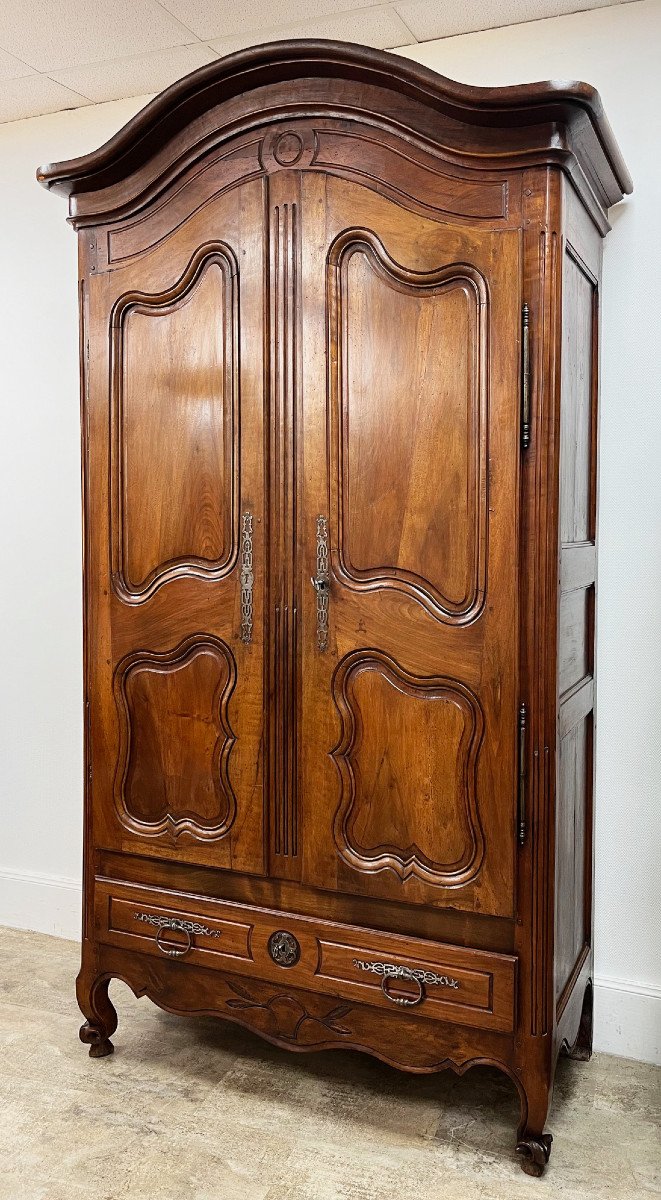 Large Louis XV Walnut Cabinet, 19th Century