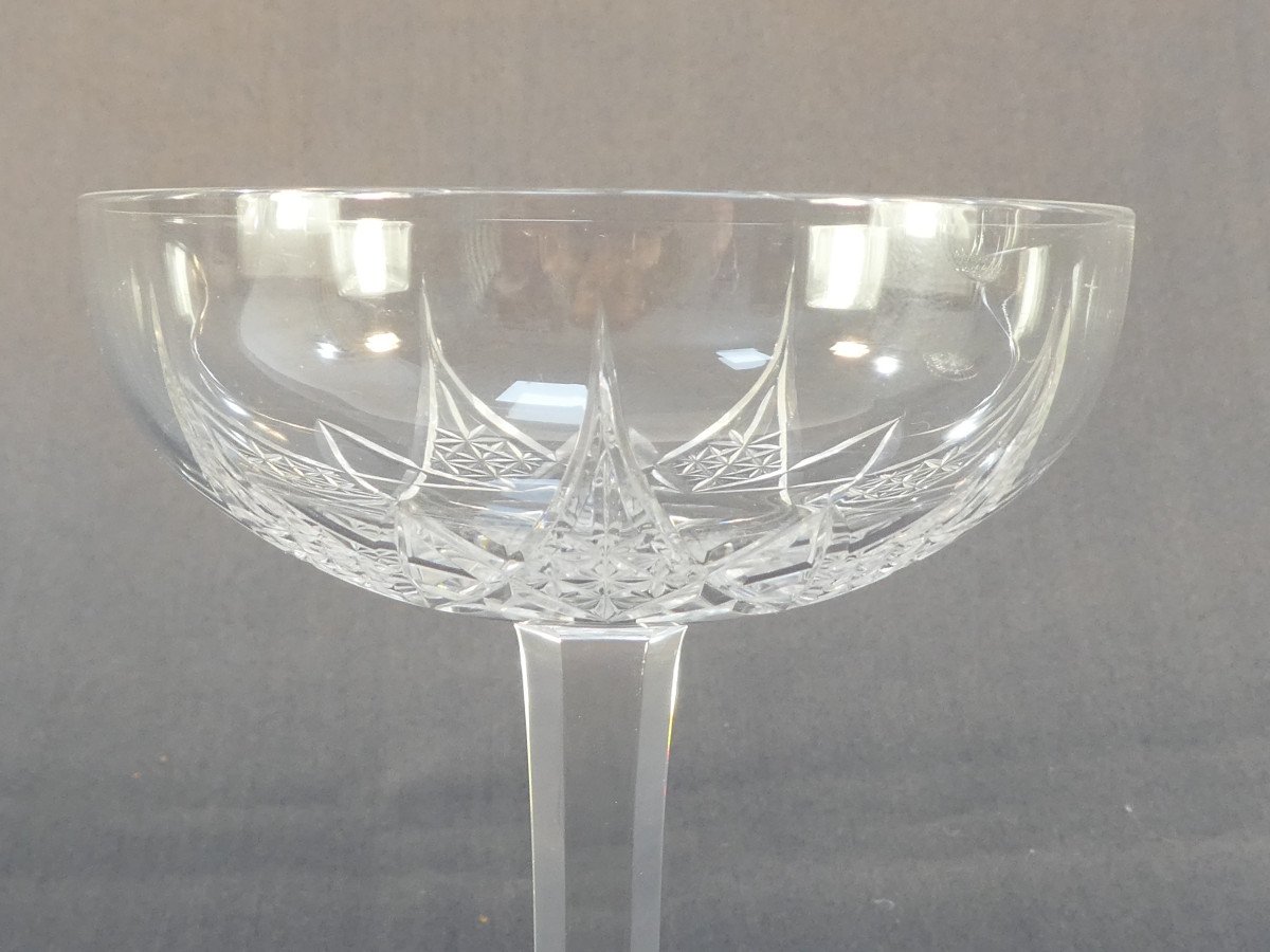 12 coupes a champagne En Cristal De Baccarat Modele EPRON-photo-4