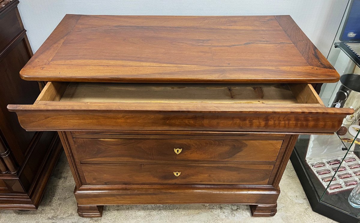 Louis Philippe Chest Of Drawers In Walnut-photo-2