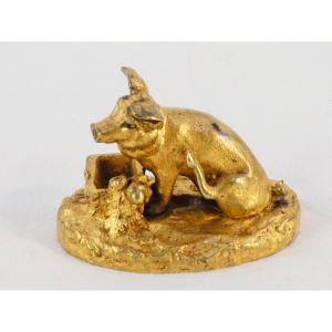 Petit Cochon au baquet en Bronze doré
