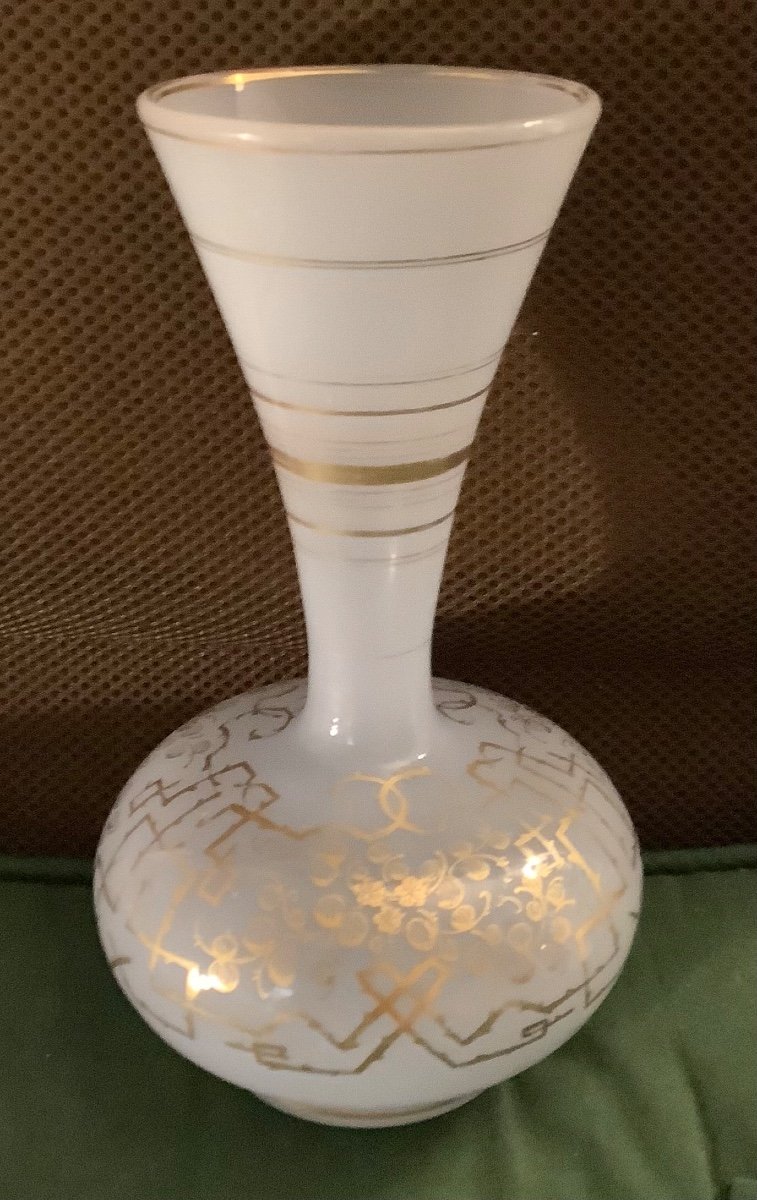 19th Century Opaline Vase -photo-2