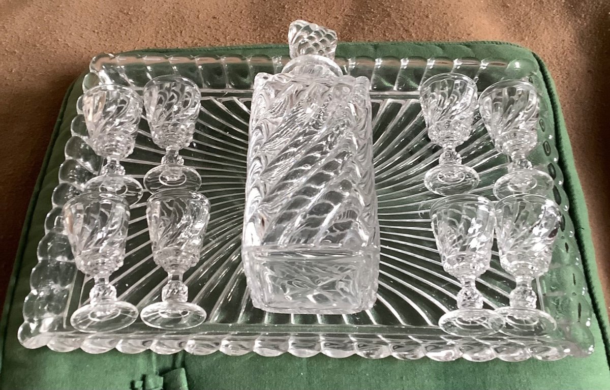 8 Baccarat Crystal Liqueur Glasses With A Decanter And Its Tray-photo-3