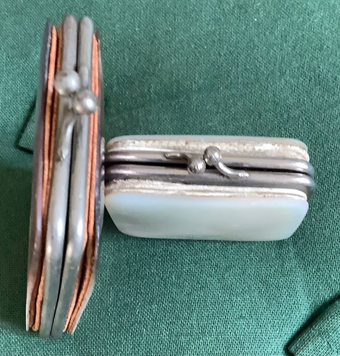 2-sided Mother-of-pearl Coin Purse And Card Holder-photo-1