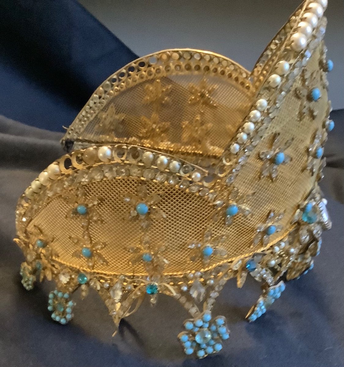 A Rhinestone Crown-photo-2