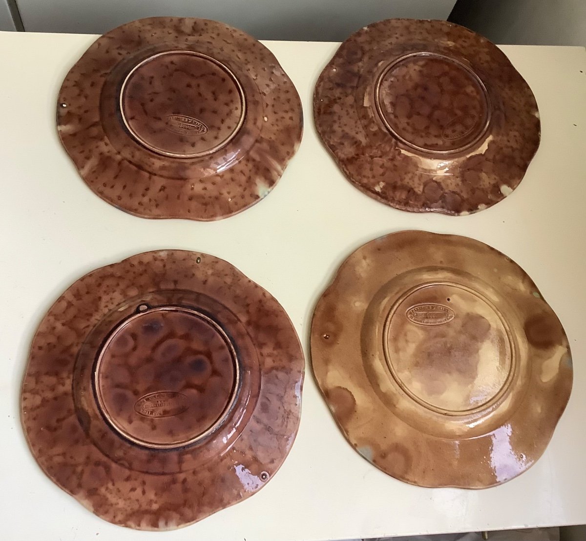 4 Plates Of Rebel Earthenware -photo-2