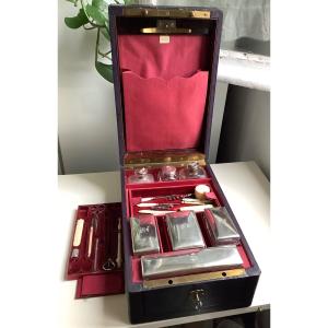 Coffret Nécessaire Voyage En Argent Russe De Couronne Comtale.