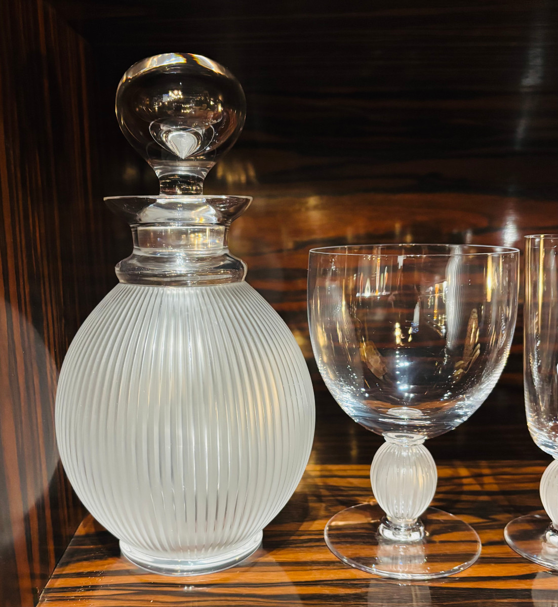 Service de Verres en Cristal Lalique Modèle Langeais 62 Pièces Complet-photo-2