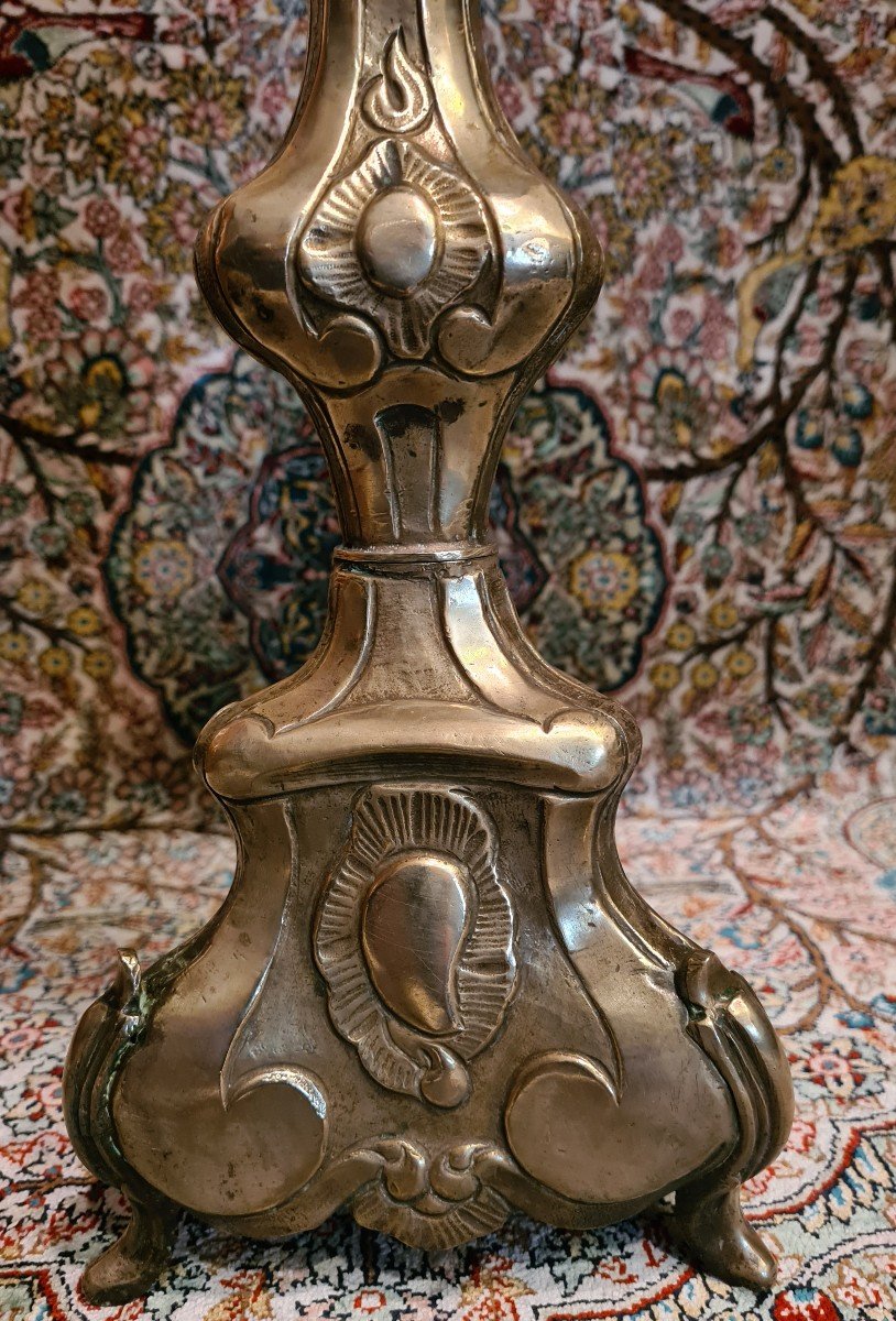 Altar Candlestick In Repoussé Brass 18th Lyonnais-photo-3