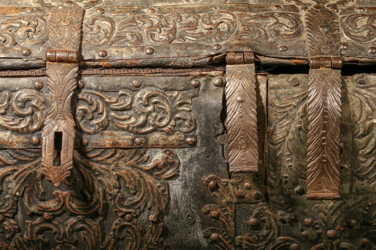 Cordoba Leather Chest-photo-4