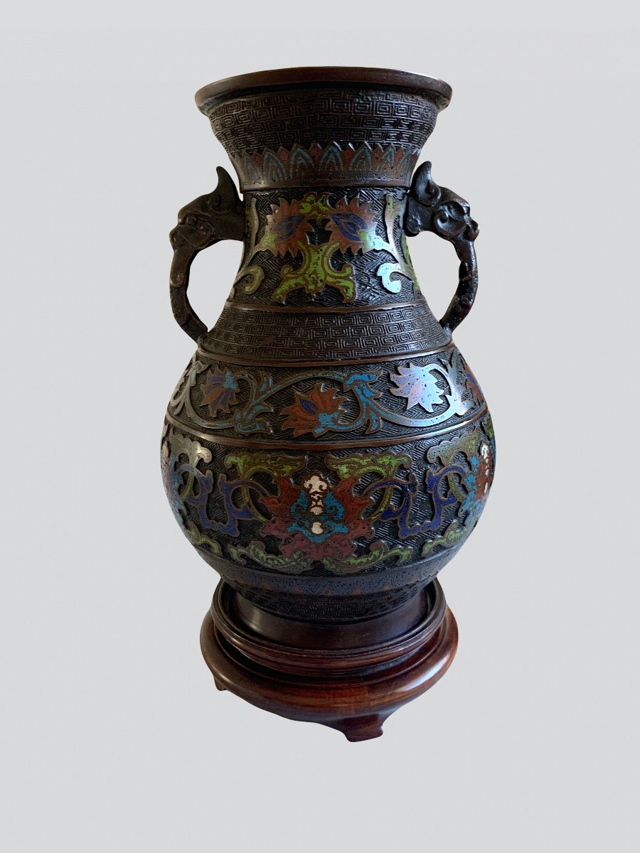 Vase en Bronze émaux Cloisonnés , Asie.