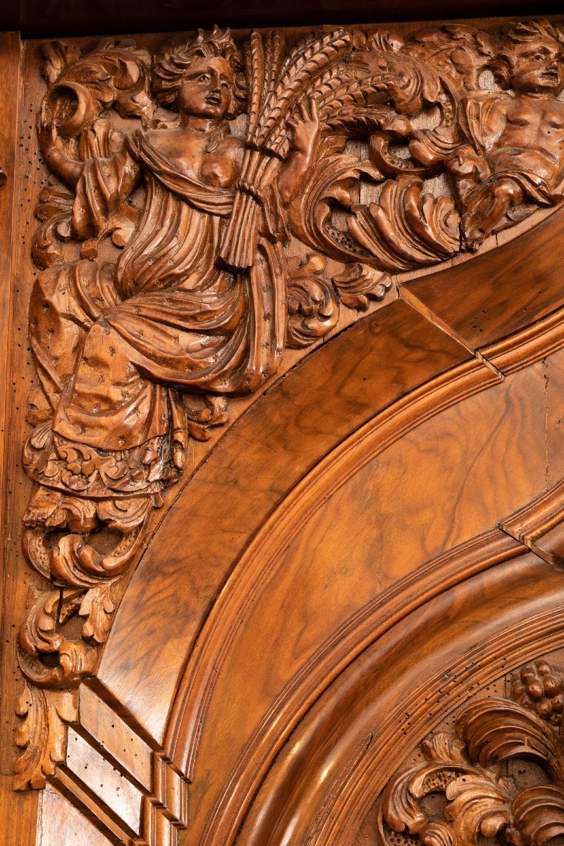 German Cupboard In Walnut, Hamburg, Late 17th Century-photo-2