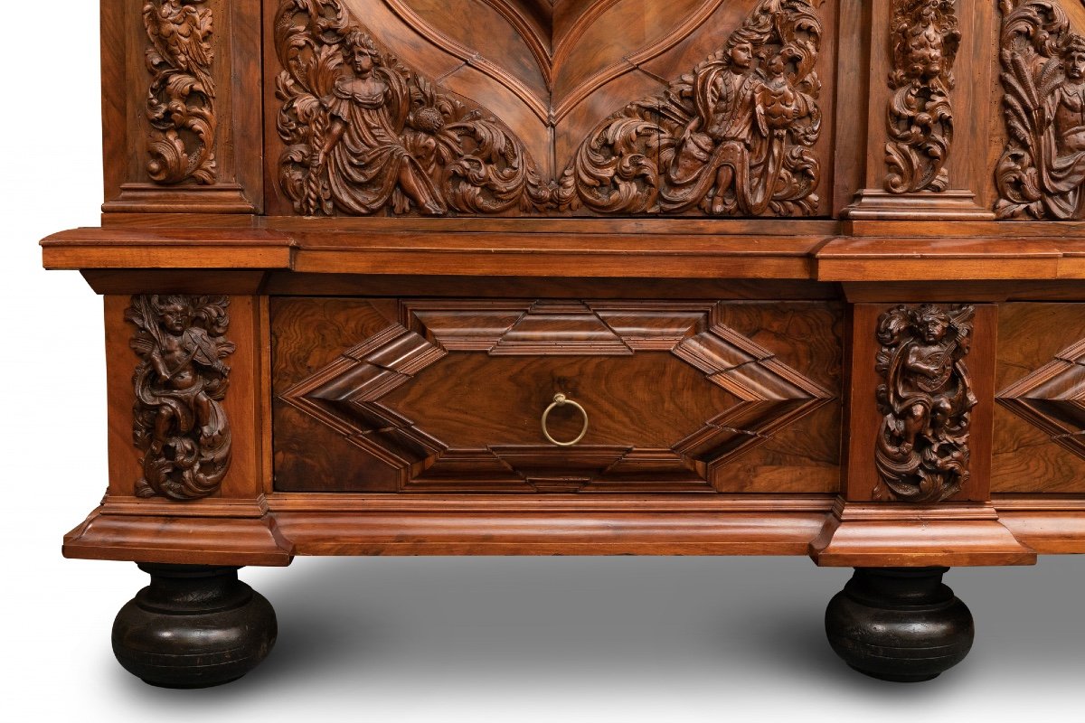 German Cupboard In Walnut, Hamburg, Late 17th Century-photo-4