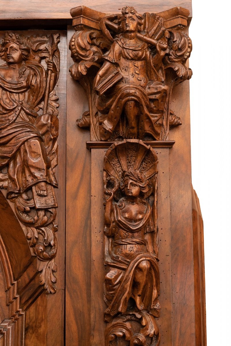 German Cupboard In Walnut, Hamburg, Late 17th Century-photo-7